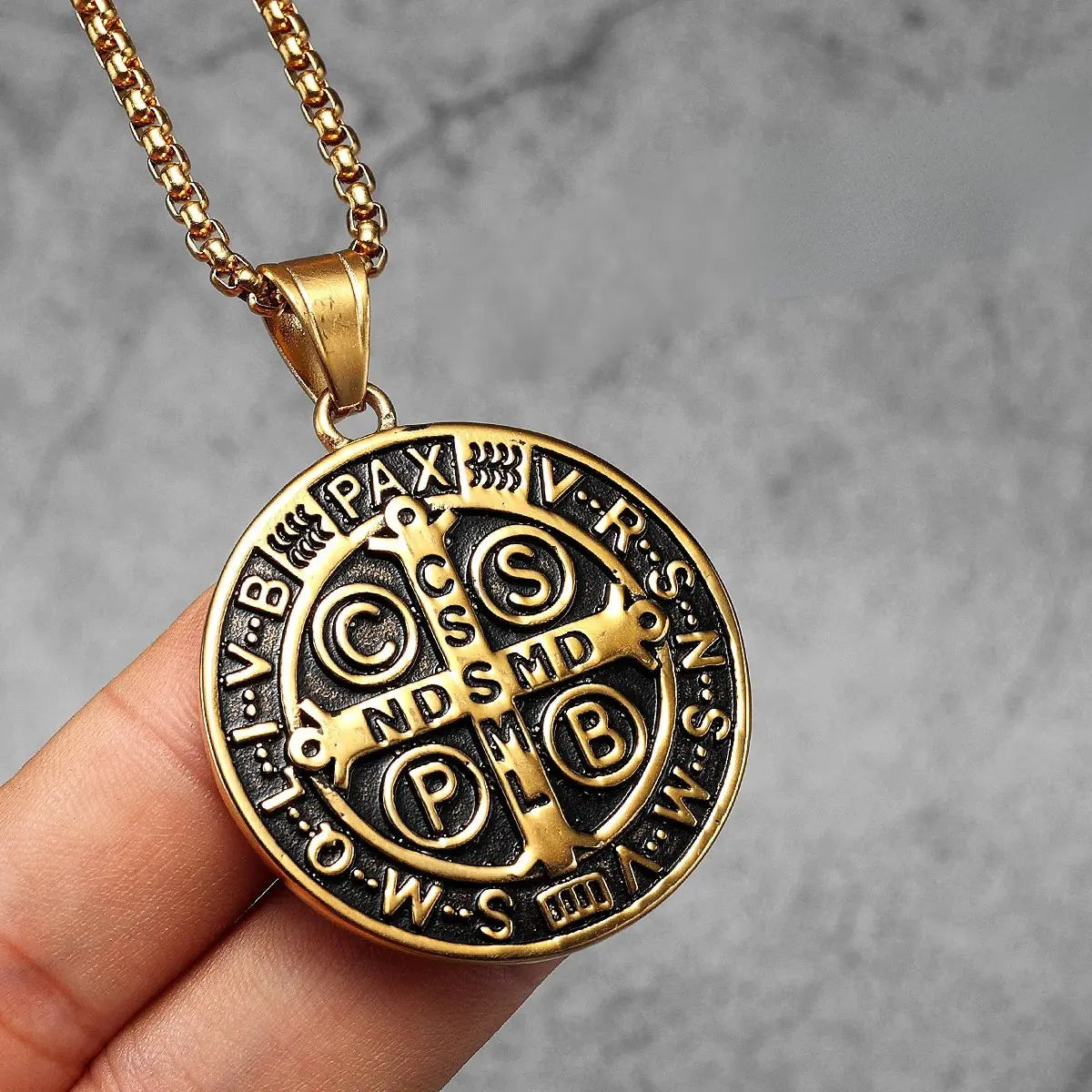 Colar Masculino Medalha de São Bento de Aço Inoxidável