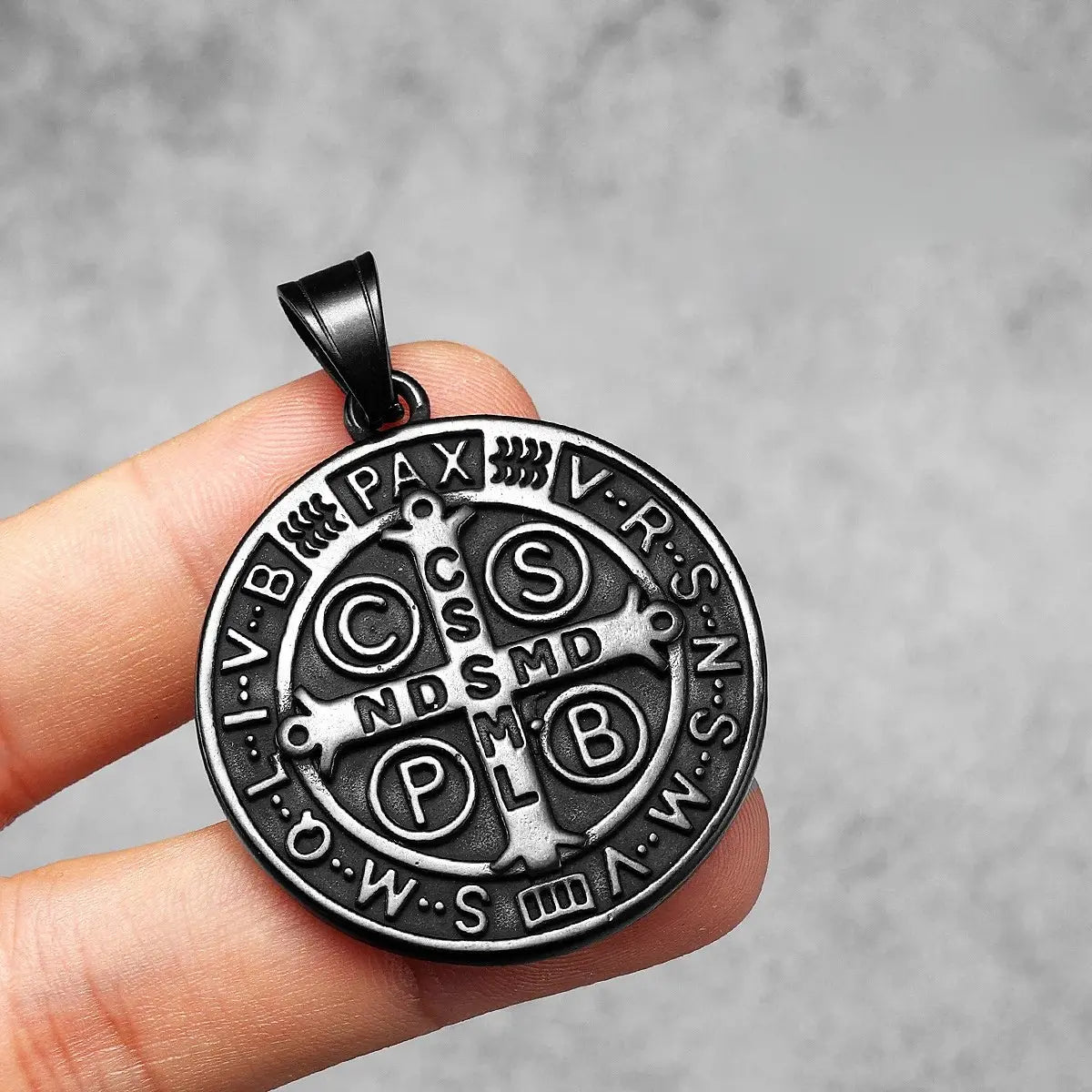 Colar Masculino Medalha de São Bento de Aço Inoxidável