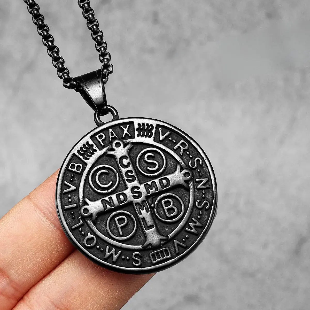 Colar Masculino Medalha de São Bento de Aço Inoxidável