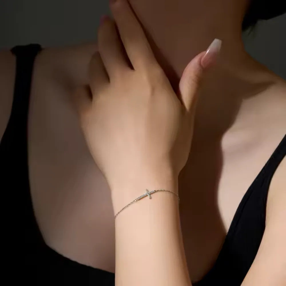 Pulseira Charme Cruz Aço Inoxidável com Zircônia