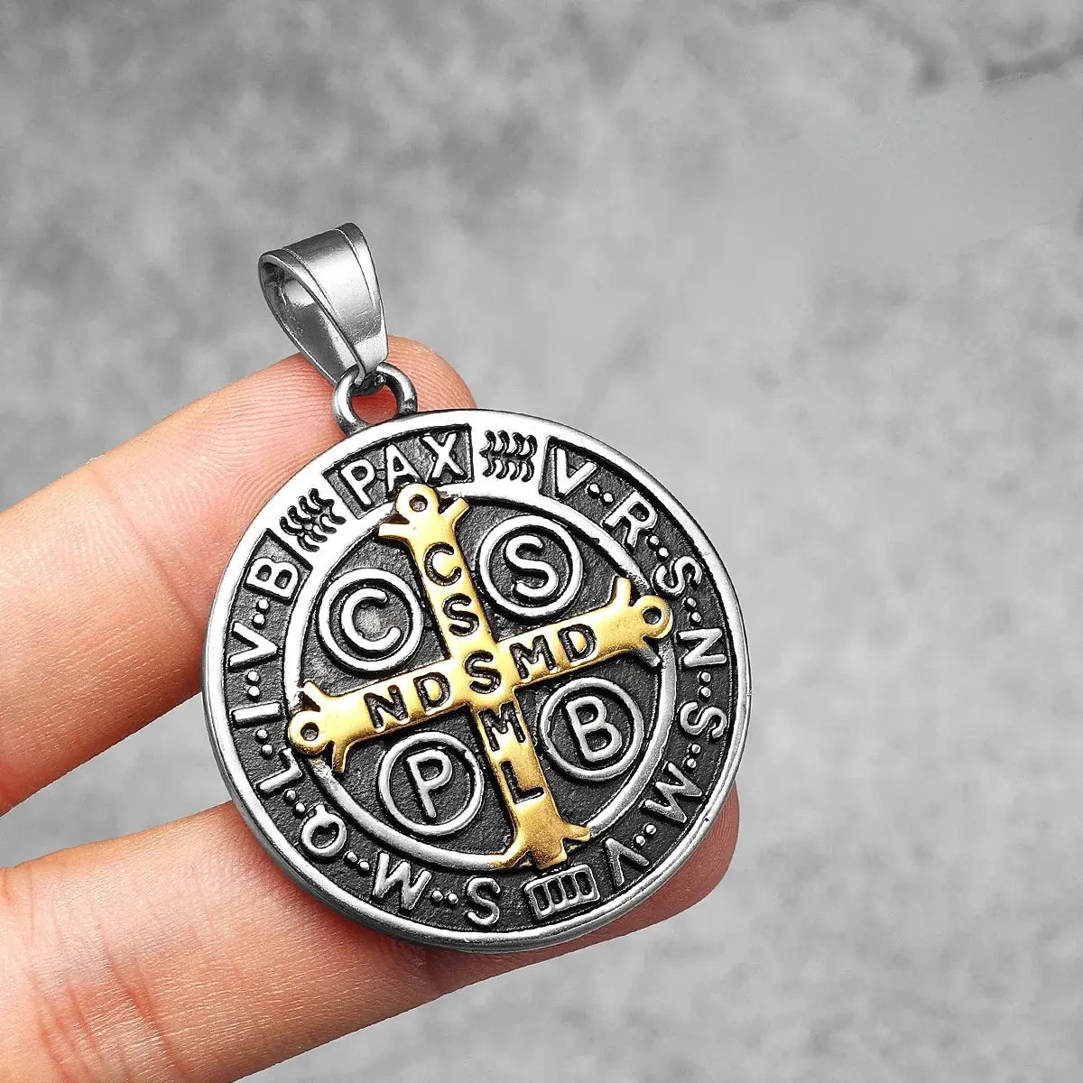 Colar Masculino Medalha de São Bento de Aço Inoxidável