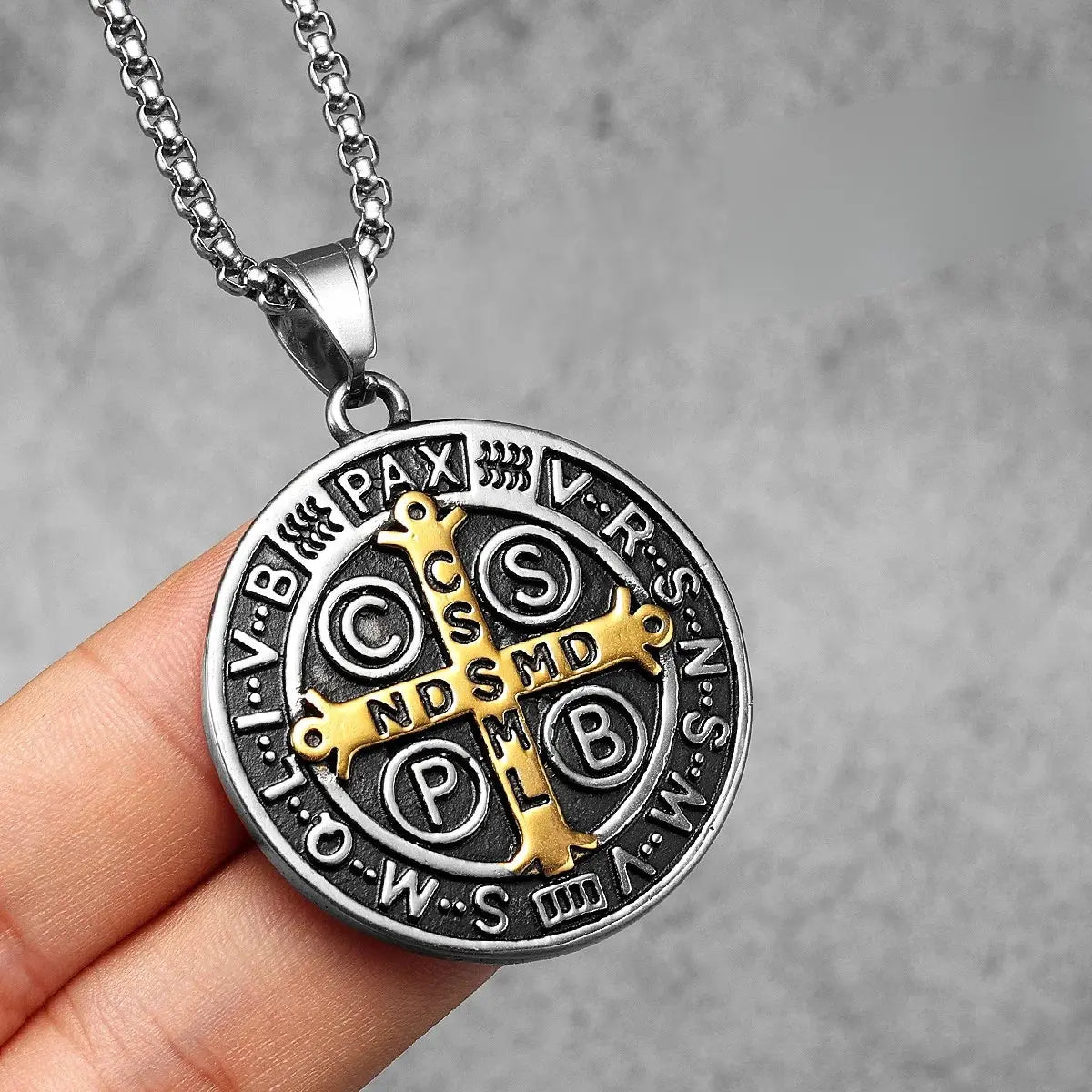 Colar Masculino Medalha de São Bento de Aço Inoxidável