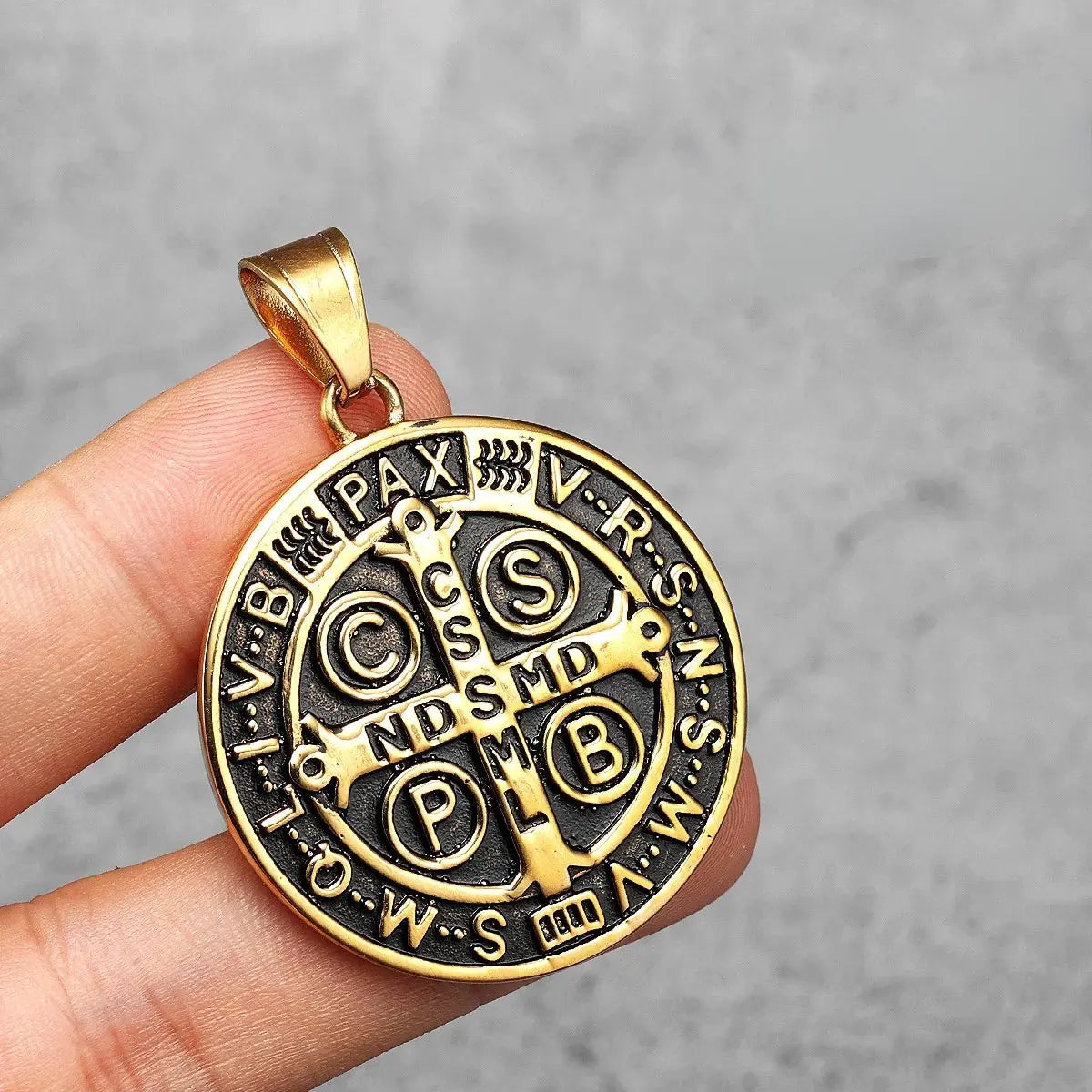 Colar Masculino Medalha de São Bento de Aço Inoxidável