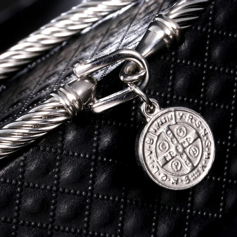 Pulseira Medalha São Bento em Aço Inoxidável