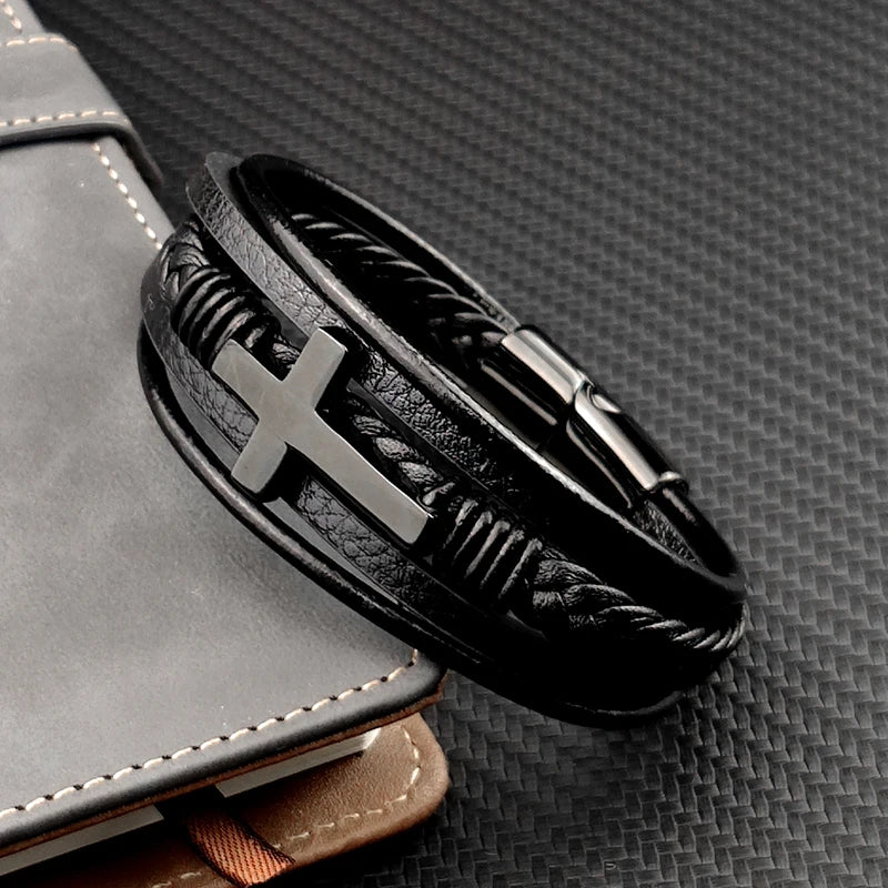 Pulseira Masculina de Couro com Cruz Sagrada Devoção