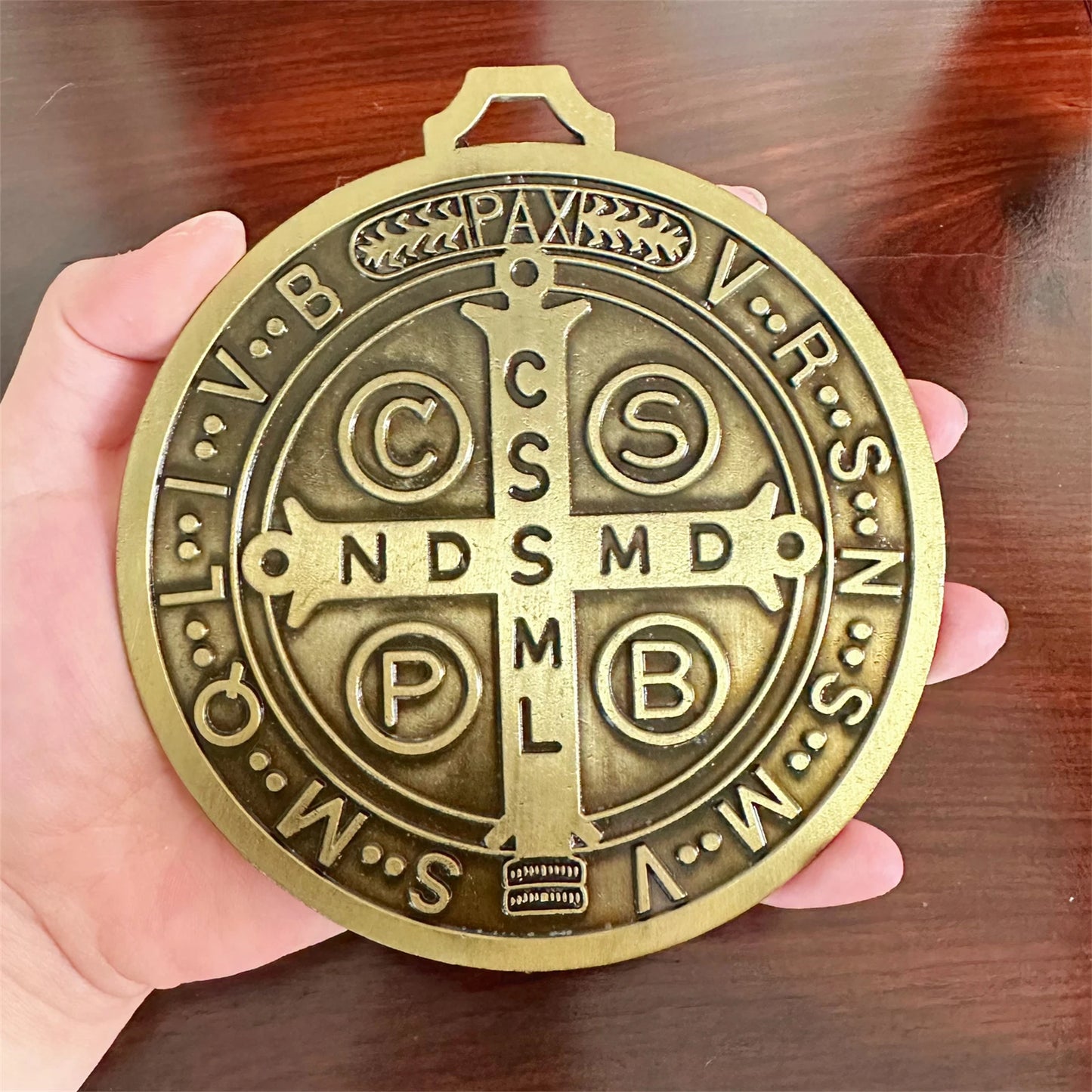 Medalha de São Bento para Parede