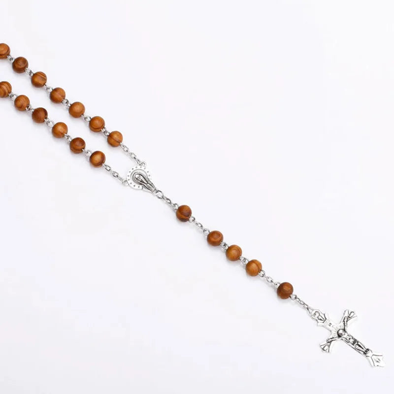 Terço Nossa Senhora com Contas de Madeira – Tradição e Devoção em Cada Oração
