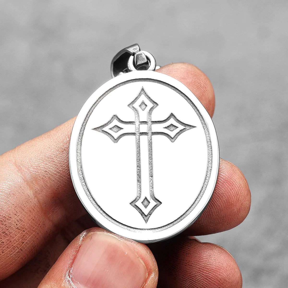 Colar Masculino Sagrado Coração de Jesus em Aço Inoxidável