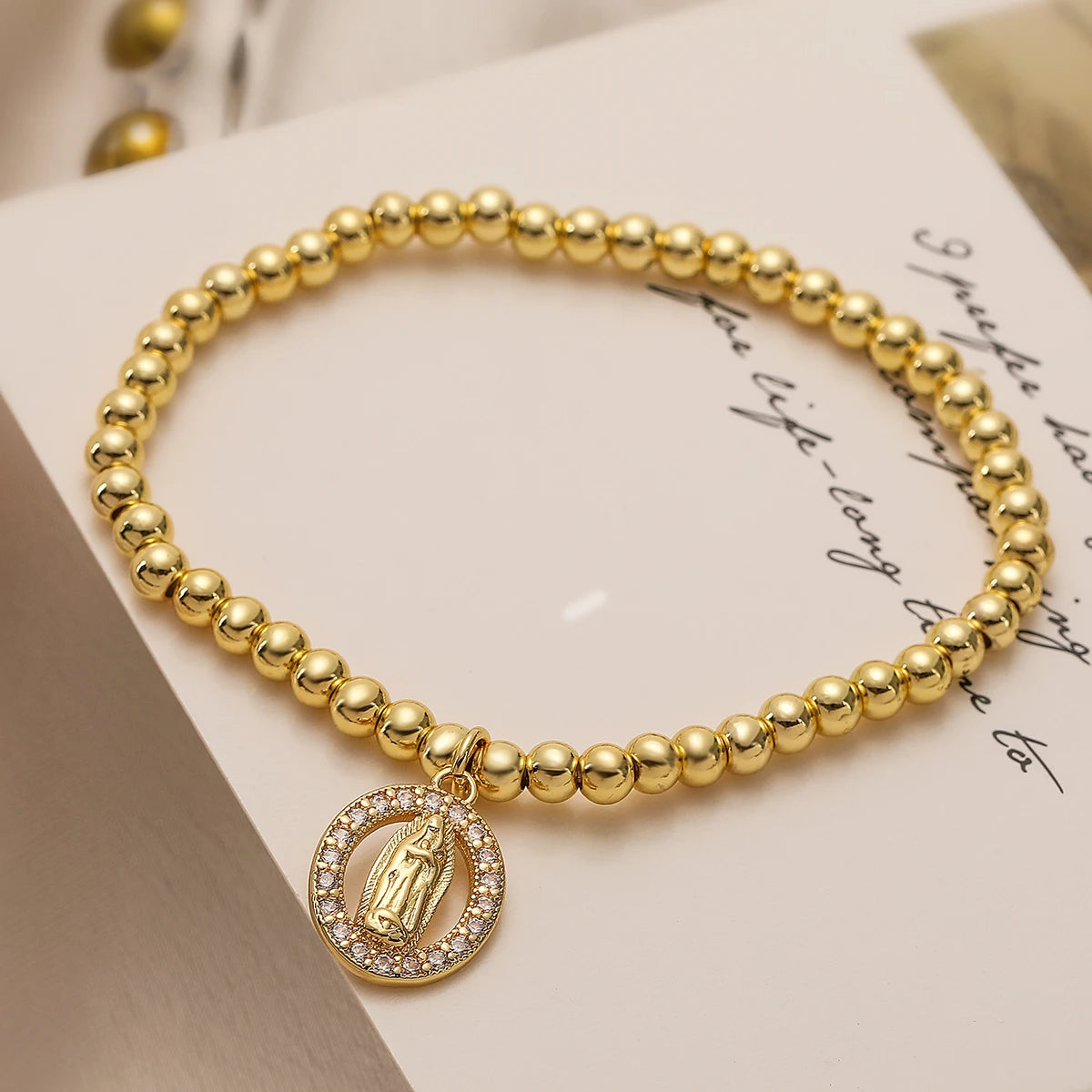 Pulseira Banhada a Ouro com Pingente de Virgem Maria