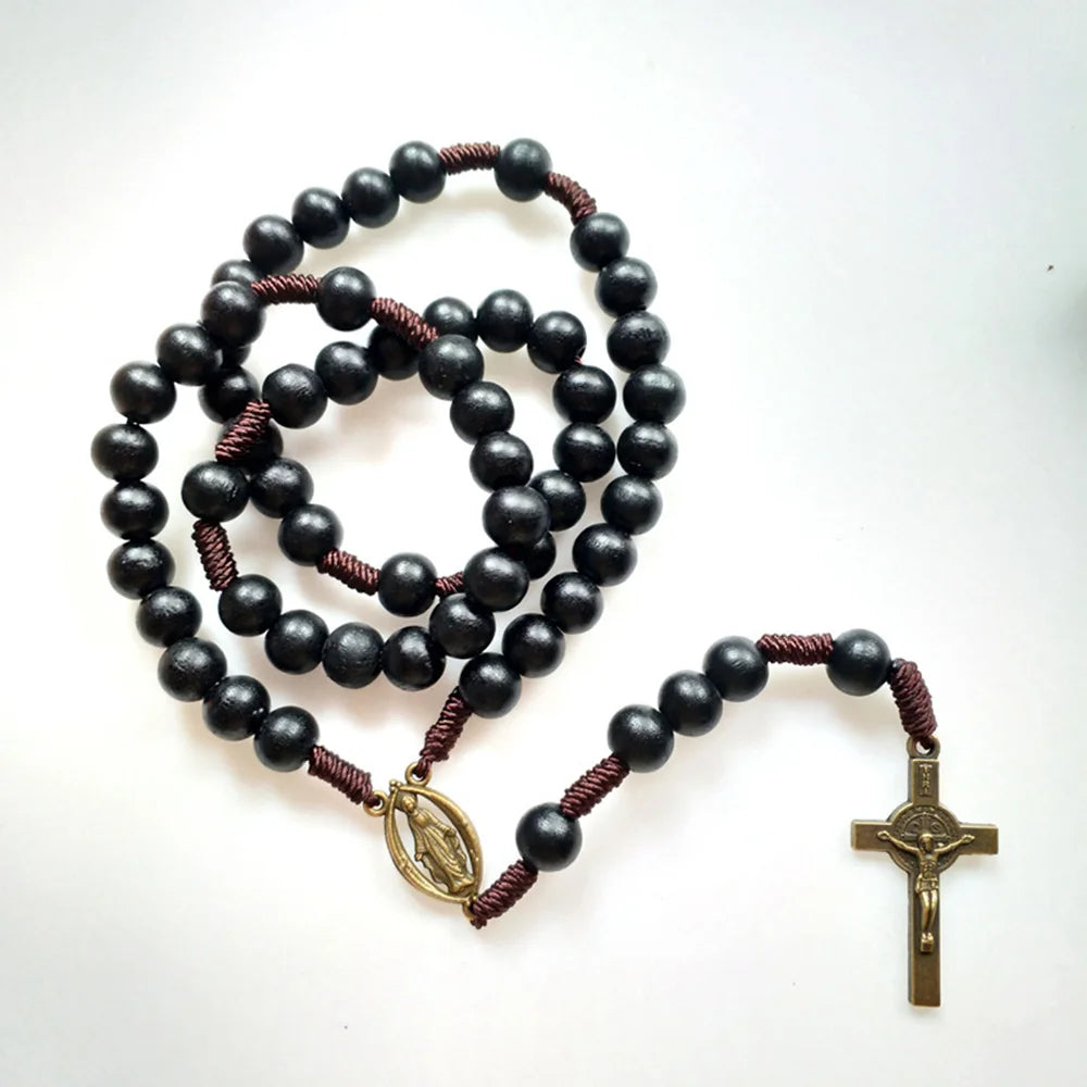 Terço Nossa Senhora das Graças e Cruz de São Bento com Contas de Madeira