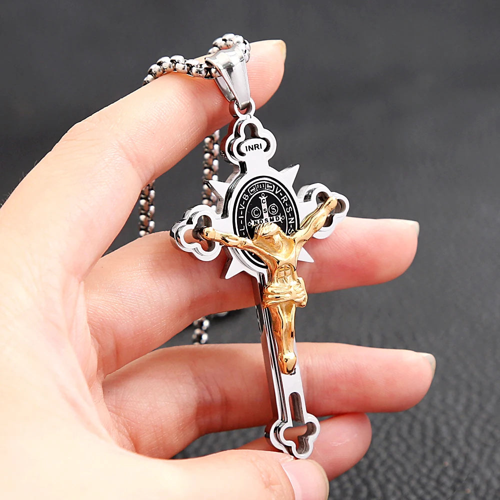 Colar Masculino com Cruz de São Bento em Aço Inoxidável 316L