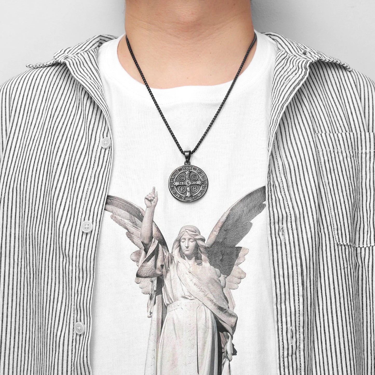 Colar Masculino Medalha de São Bento de Aço Inoxidável