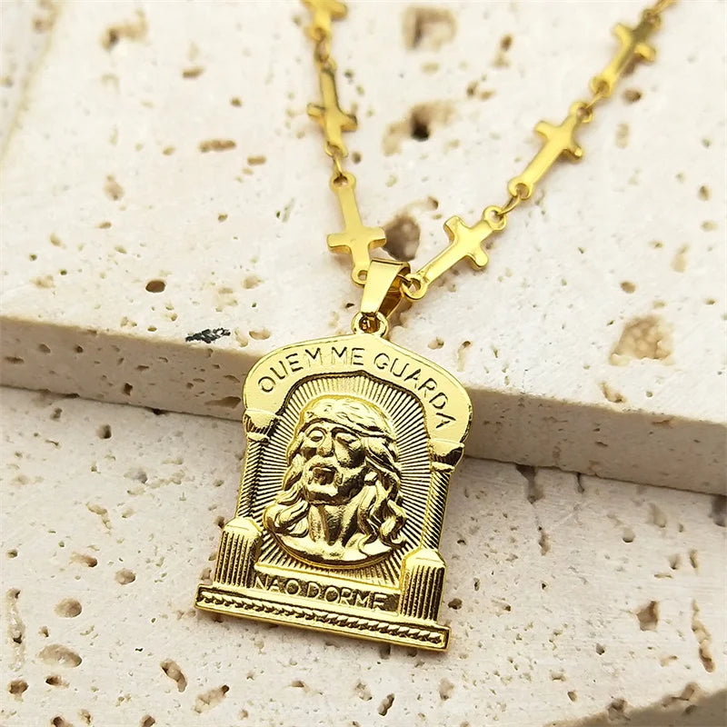 Pingente Religioso Jesus em Aço Inoxidável Dourado