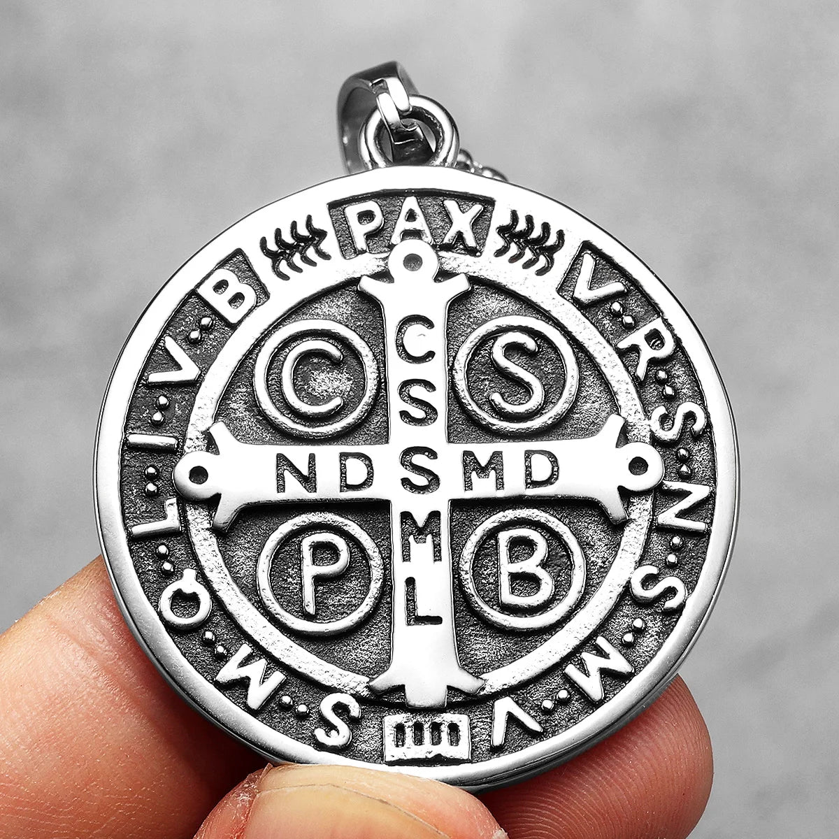 Colar Masculino Medalha de São Bento de Aço Inoxidável