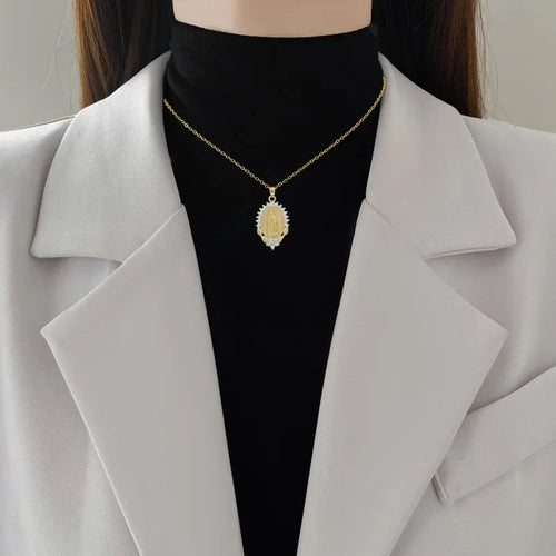 Colar Religioso Nossa Senhora de Guadalupe com Pingente de Zircão