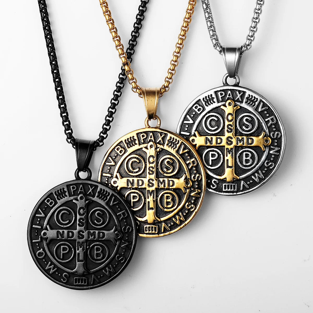 Colar Masculino Medalha de São Bento de Aço Inoxidável