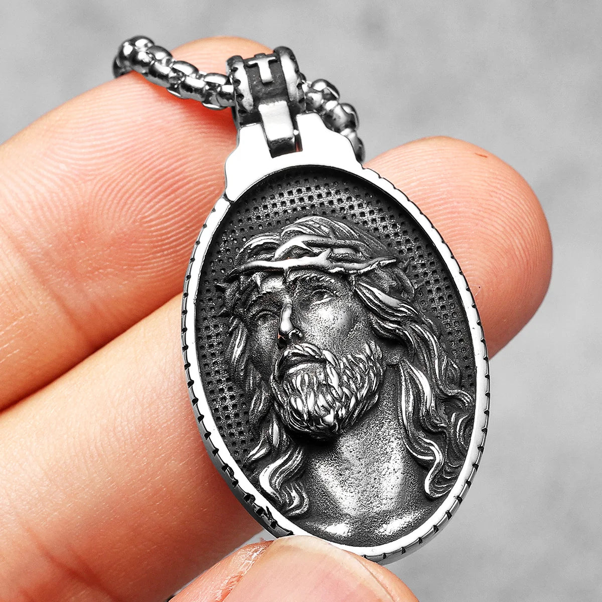Colar Masculino Sagrado Coração de Jesus em Aço Inoxidável