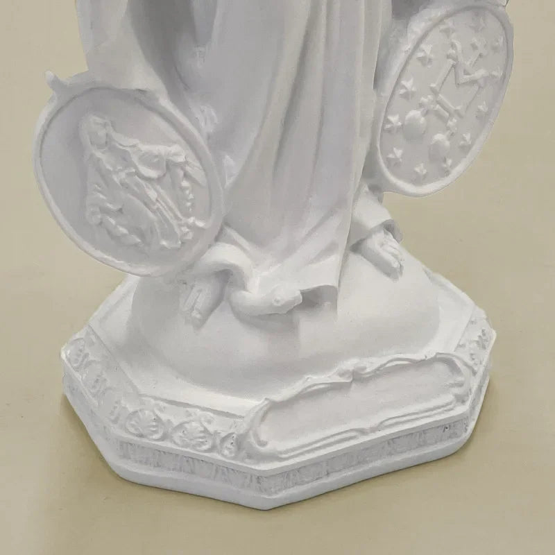 Imagem de Nossa Senhora das Graças com Medalha Milagrosa em Resina