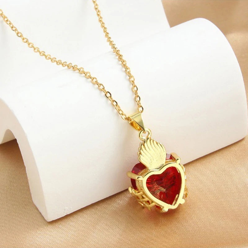 Colar Feminino Sagrado Coração de Jesus com Zircão Vermelho