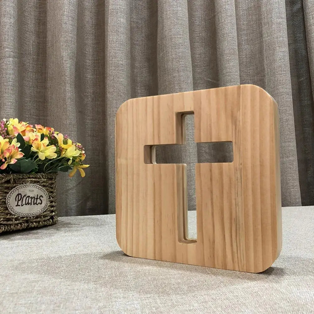 Luminária de Mesa Cruz 3D em Madeira com LED USB