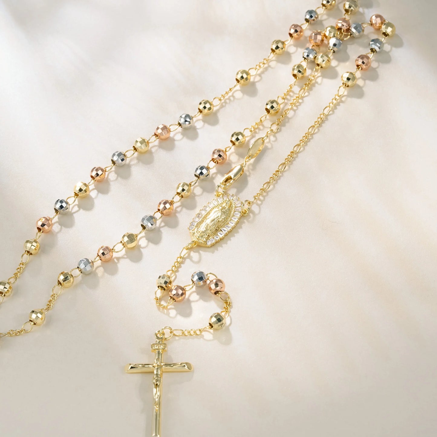 Colar Terço de Nossa Senhora de Guadalupe Banhado a Ouro 14k