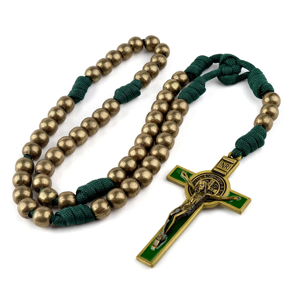 Terço Masculino de Paracord com Cruz de São Bento