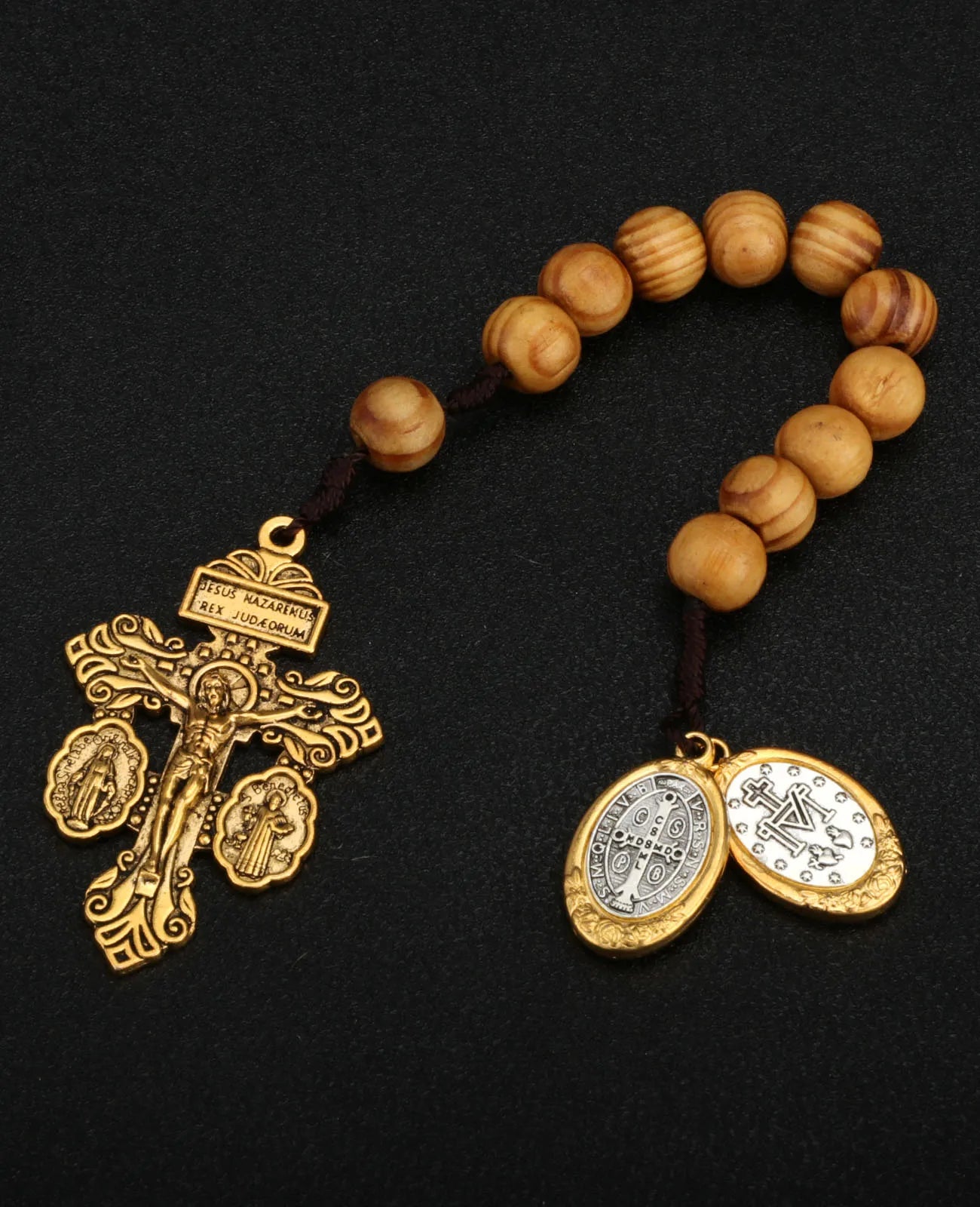 Terço Compacto com Cruz do Perdão Medalha de São Bento e de Nossa Senhora das Graças