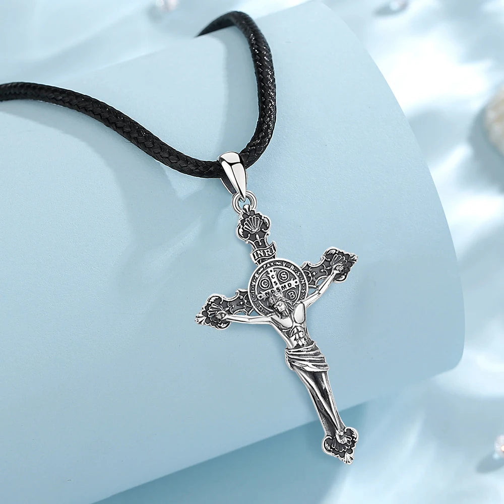 Colar de Prata 925 com Cruz de São Bento