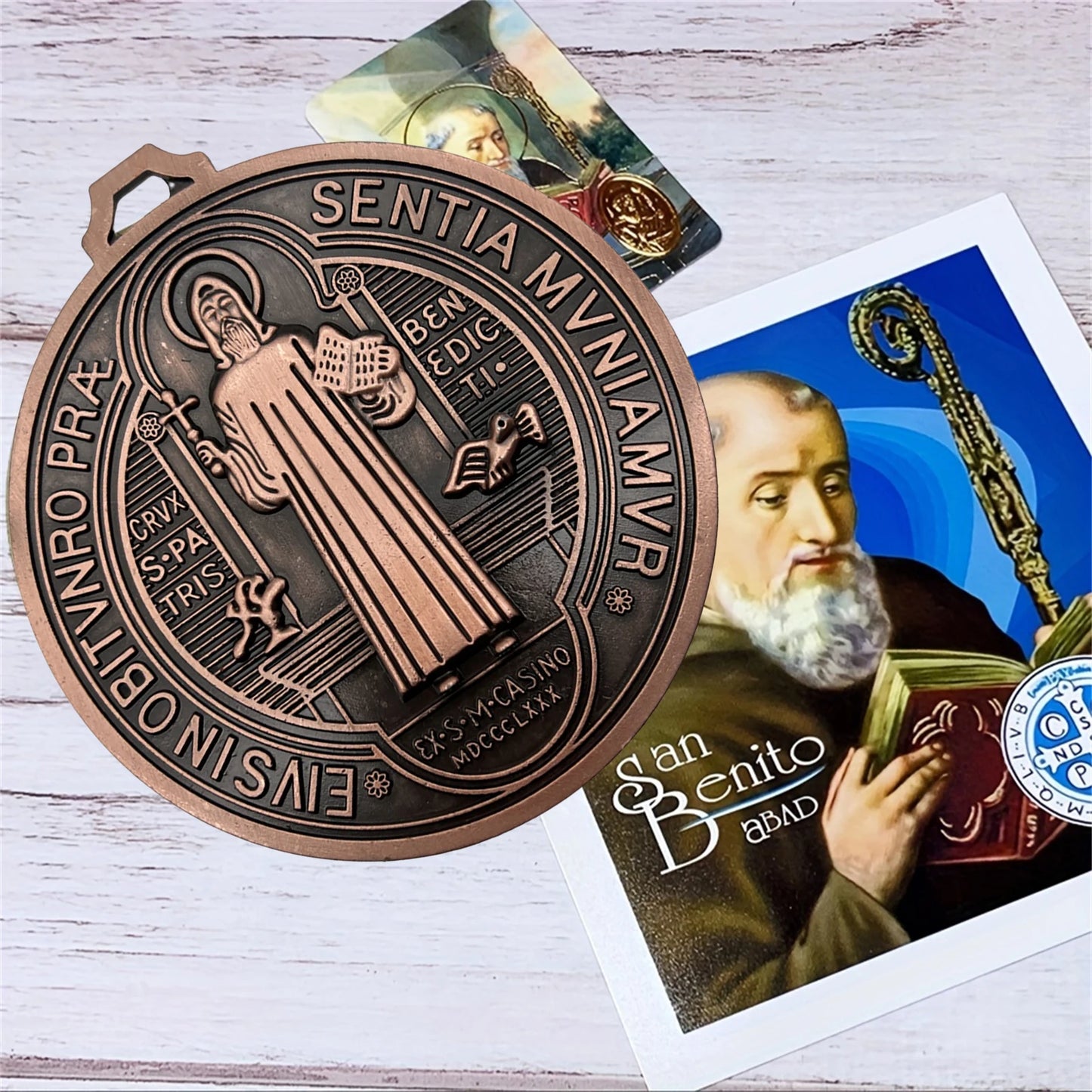 Medalha de São Bento para Parede