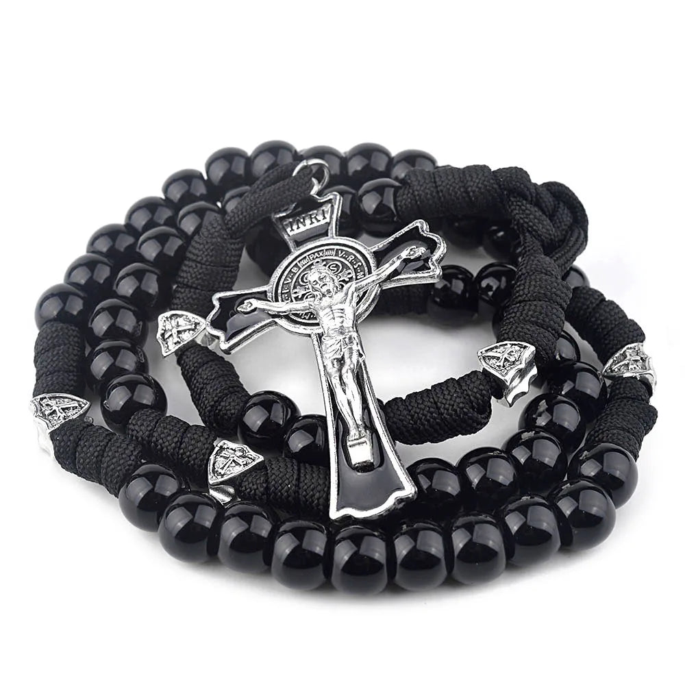 Terço Masculino de Paracord São Bento Preto com Contas Acrílicas