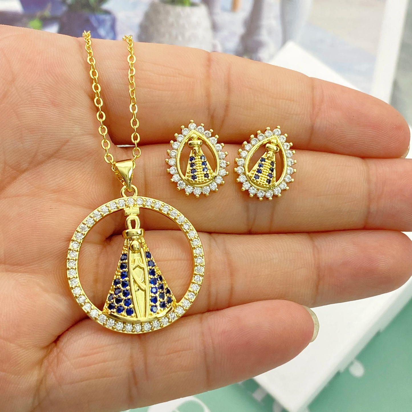 Colar e Brincos Nossa Senhora Aparecida - Conjunto Católico