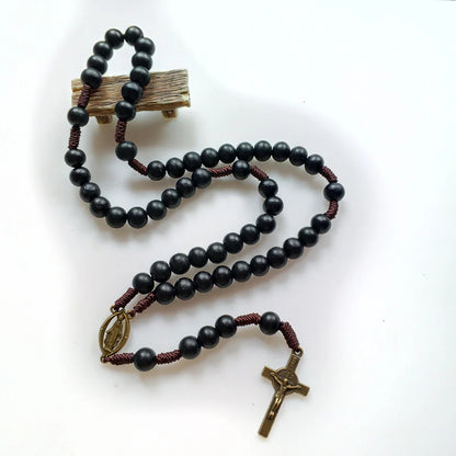 Terço Nossa Senhora das Graças e Cruz de São Bento com Contas de Madeira