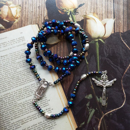 Terço Nossa Senhora de Guadalupe com Contas de Cristais Azuis