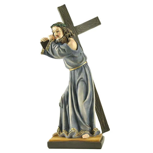 Imagem de Jesus Carregando a Cruz em Resina