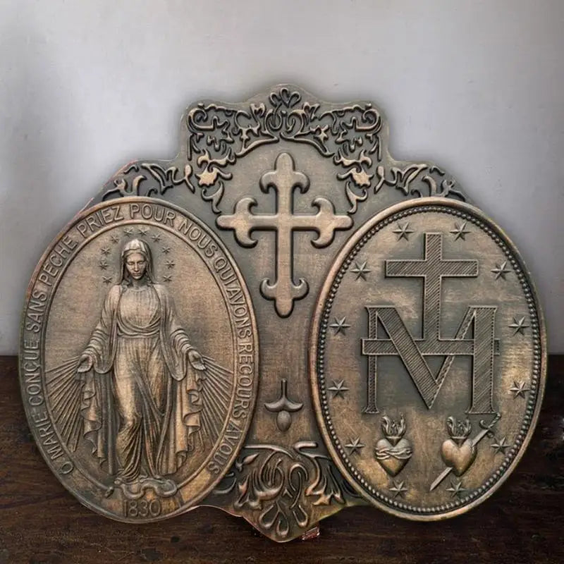 Esculturas Medalha Milagrosa e Nossa Senhora de Fátima em Madeira 30x40cm