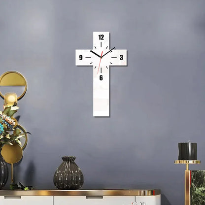 Relógio de Parede Cruz Decorativa - Elegante e Silencioso