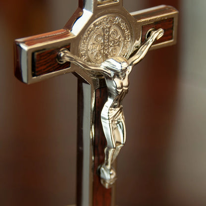 Crucifixo de Mesa em Metal 9cm