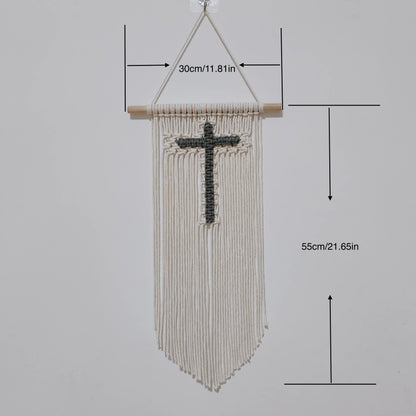 Macramê Cristã com Cruz - Decoração de Parede