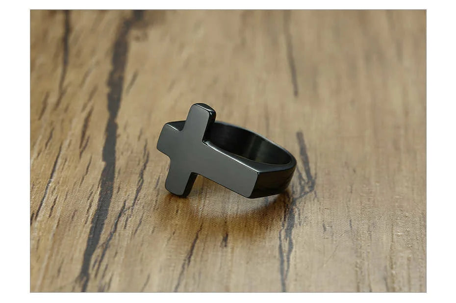 Anel Masculino Cruz em Aço Inoxidável – Força e Fé em Cada Detalhe
