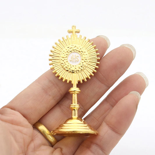 Mini Ostensório – Devoção e Elegância em Cada Detalhe