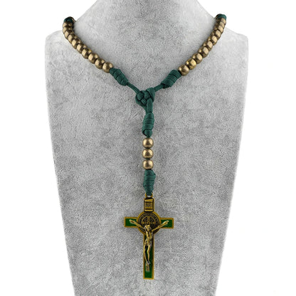 Terço Masculino de Paracord com Cruz de São Bento