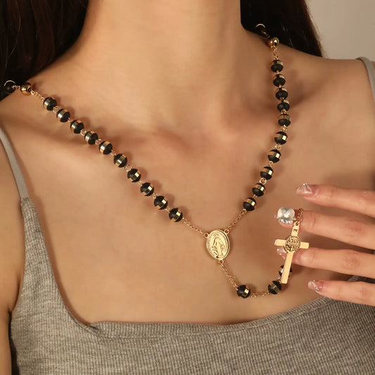 Colar Terço com Contas Pretas e Douradas