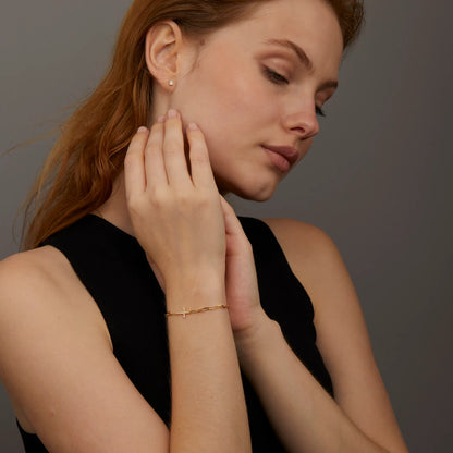 Pulseira Cruz com Strass Banhada a Ouro